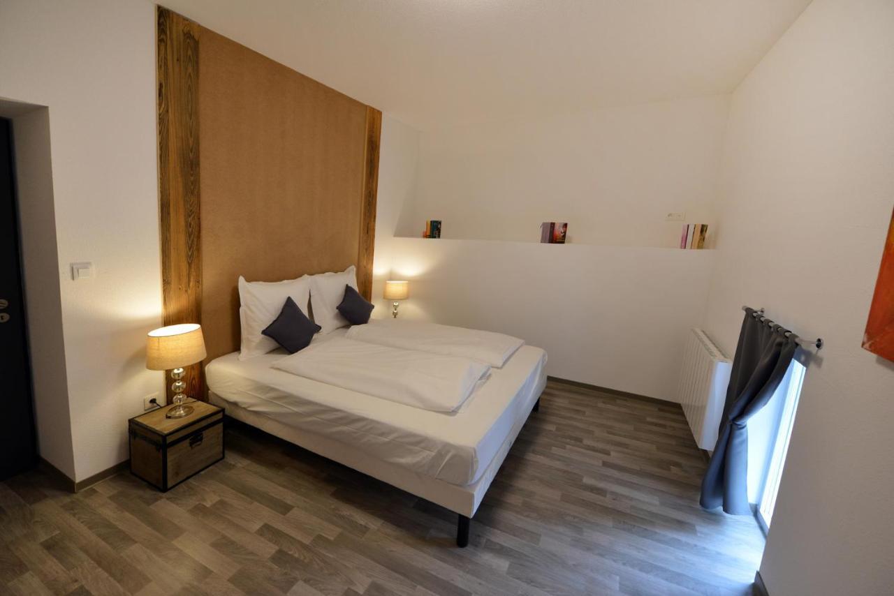 Gîte au château fleuri Eguisheim Chambre photo